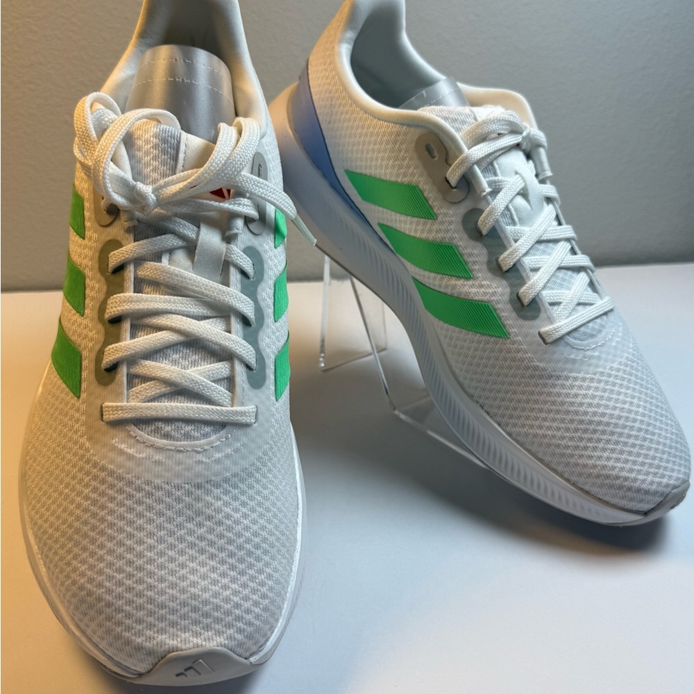 Adidas Women’s White and Green Athletic Shoes - NEW